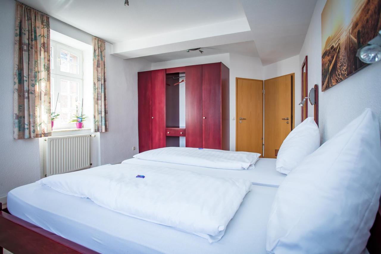 Hotel Ratskeller นีเด็กเกน ภายนอก รูปภาพ